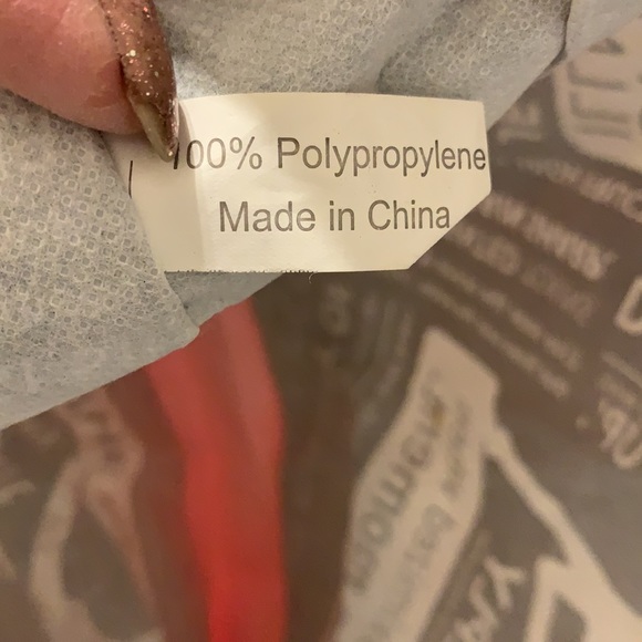 LULULEMON MANIFESTO GYM BAG LARGE Black, WHITE, RED 13” x 15” REUSABLE TOTE - Picture 9 of 12